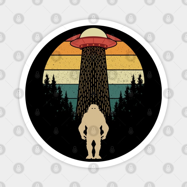 bigfoot ufo abduction Magnet by Tesszero